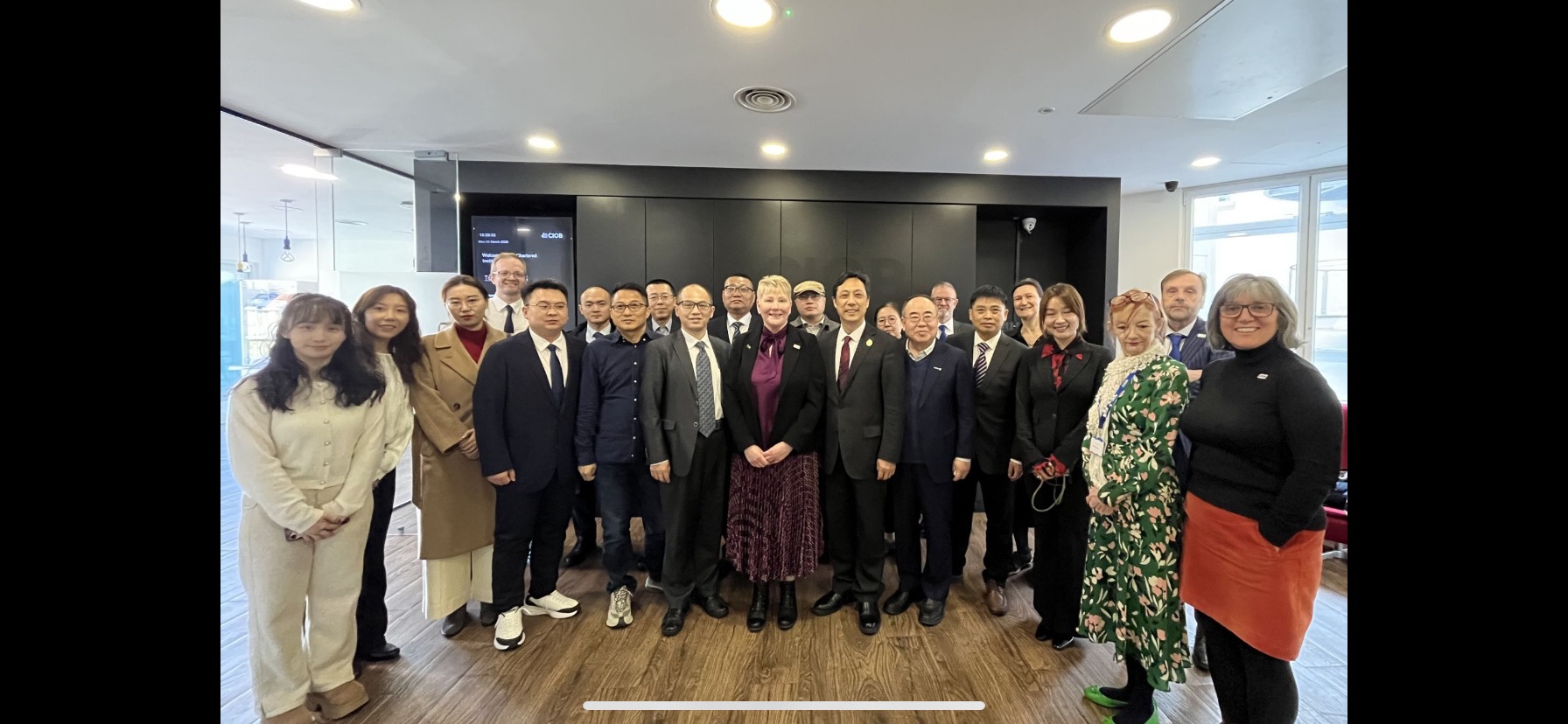 图片34 中国建设行业贸促会于2025年3月3日访问英国特许建造学会(CIOB)