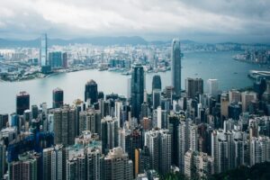 中国香港天际线（图片来源：Chi Lok TSANG/Unsplash）